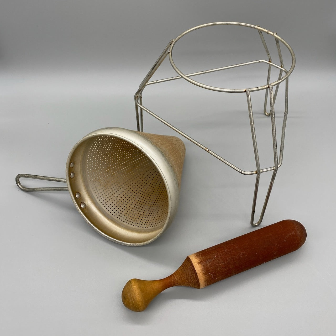 Cone Colander Strainer with Stand & Wood Pestle