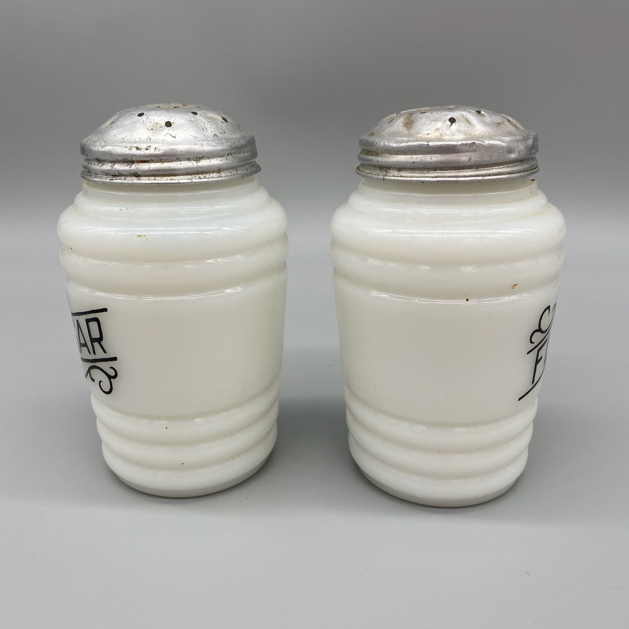 Vintage Shaker Set