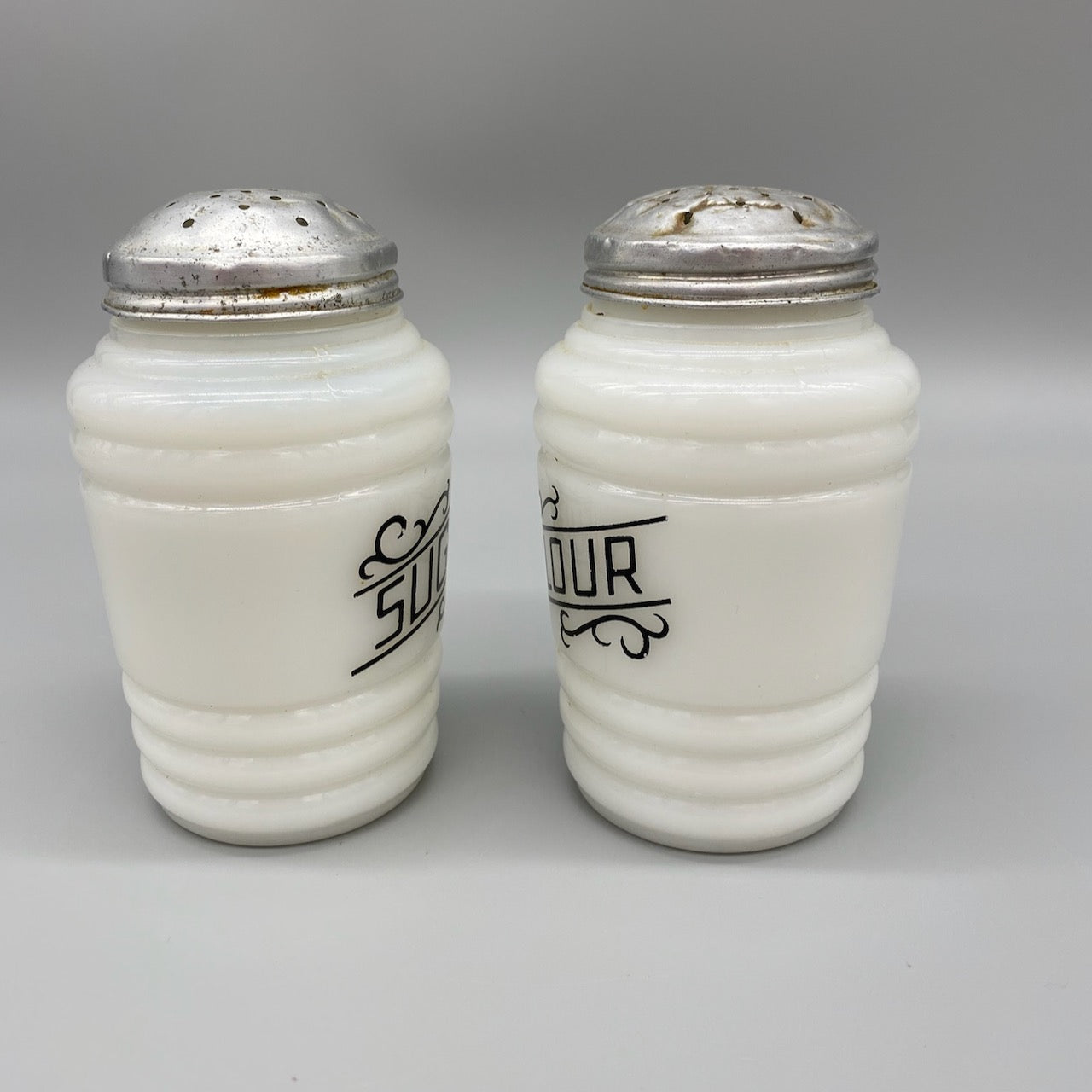 Vintage Shaker Set